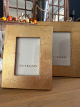 Load image into Gallery viewer, Gold leaf frame 5x7
