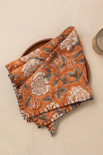 Load image into Gallery viewer, Linen Verdant Napkin Set
