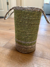 Load image into Gallery viewer, Woven sea grass bottle holder

